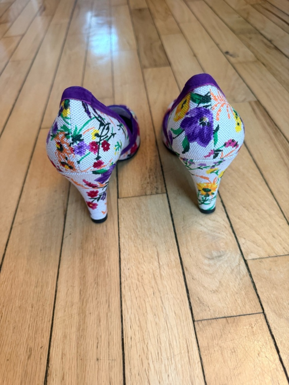 NEW Diego Sanz Purple Floral Pumps - Picture 2 of 5